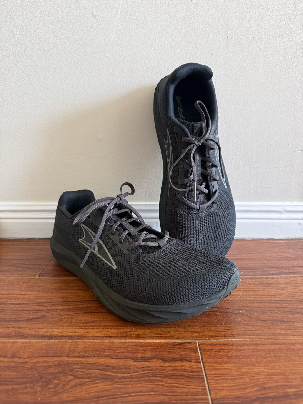 Altra Men's Escalante 4 size 11